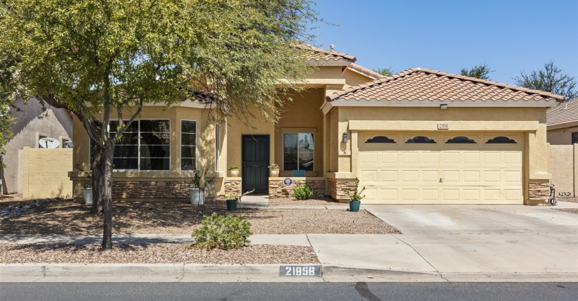 21858 E Calle De Flores, Queen Creek, AZ 85142 - Villages | Amy Jones Group